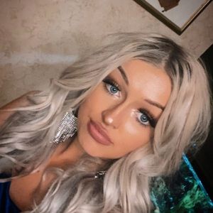 Meet your Posher, Savannah